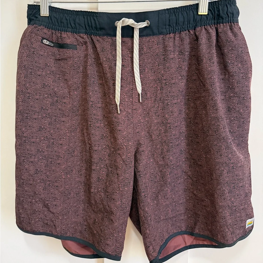 Vuori Men’s Bank Shorts